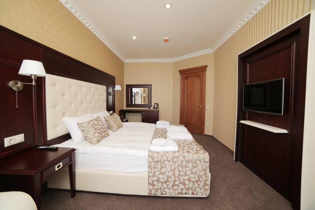 Junior suite doppia con vista sul lago Ribera Resort&Spa