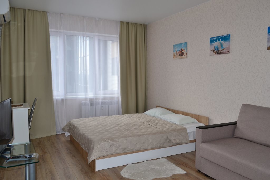 1 Bedroom Superior Apartment with balcony and with view EmiLi v ZHK Krymskij Kvartal Flat