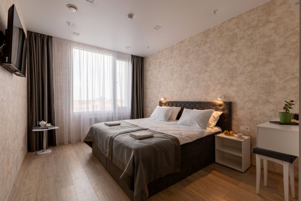 Standard Doppel Zimmer mit Stadtblick Elkus Hotel