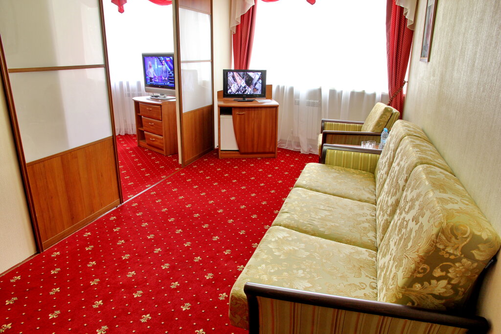 Двухместный люкс с 2 комнатами с видом на город Отель Союз