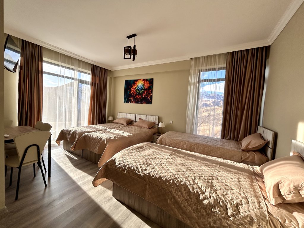 Standard Quadruple Family room with view Dandelion Hotel Gudauri