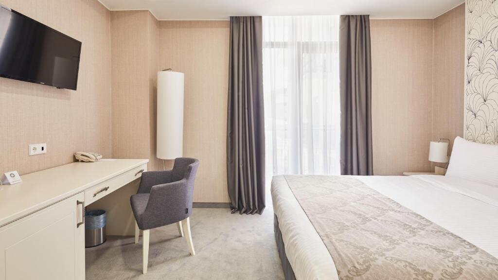 Standard Doppel Zimmer mit Blick Hotel Gallery Palace