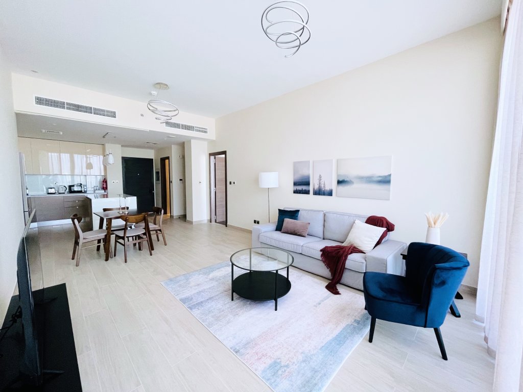 Apartment 1 Schlafzimmer mit Balkon Elite LUX Holiday Homes - 1BR Getaway Luxe Pool, Gym, Games Room Arjan, Dubai