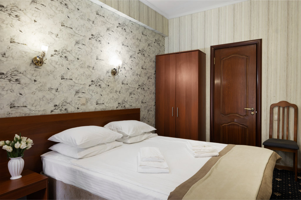 Standard Doppel Zimmer am Strand Kiparis Hotel