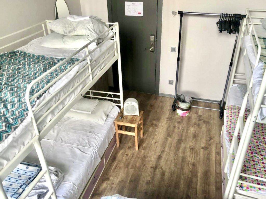 Lit en dortoir (dortoir féminin) Krysha Hostel