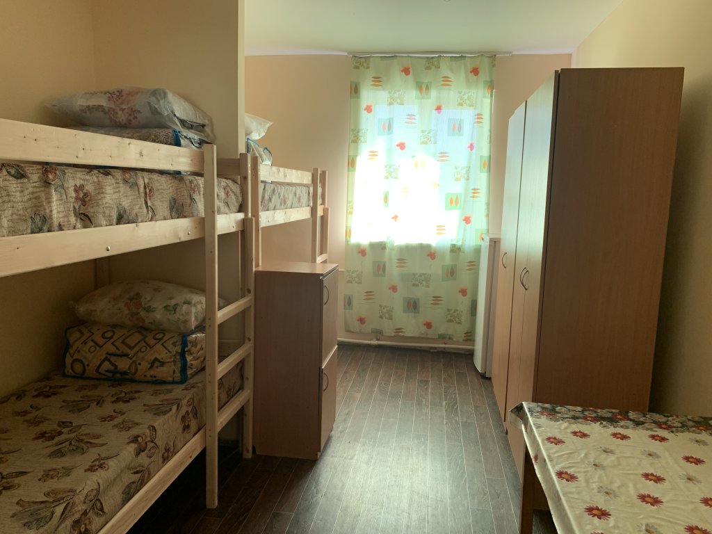 Habitación cuádruple Económica Ivangorod Hostel