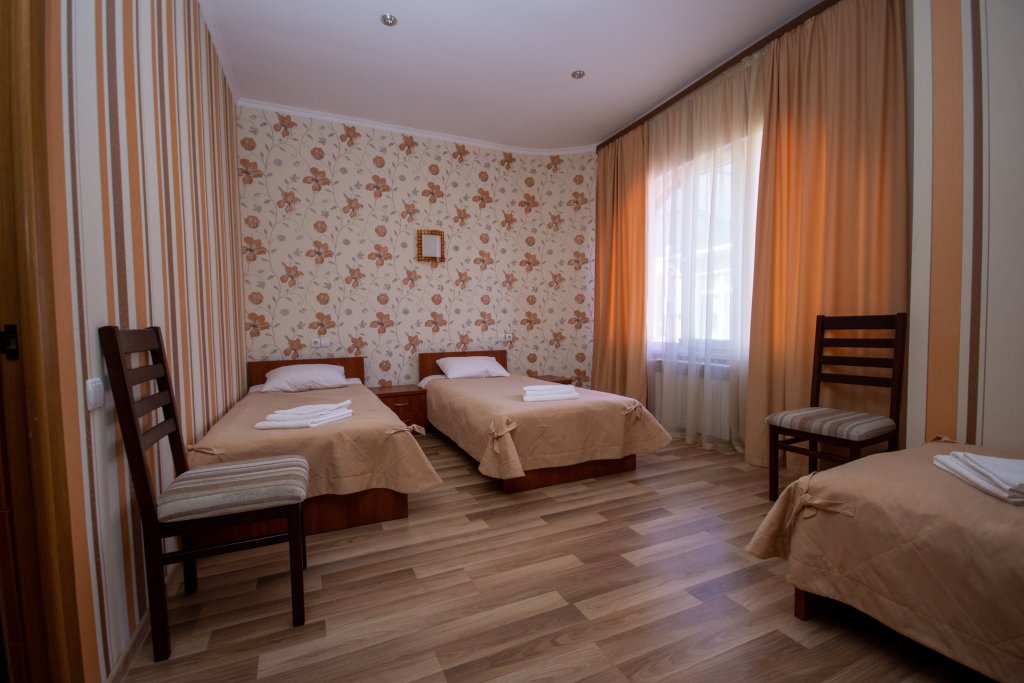 Superior Triple room Gornitsa Guest House