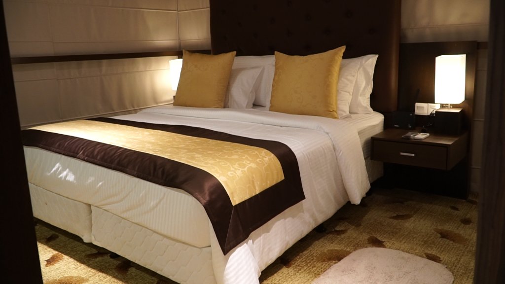 Standard Doppel Zimmer City Hotel Colombo 02