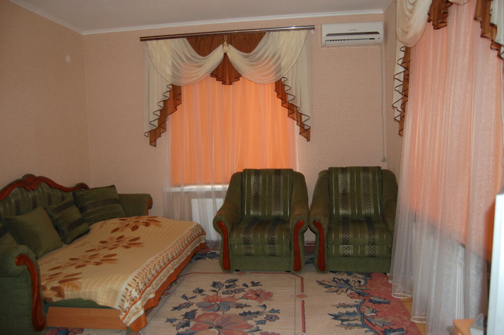 Habitación triple Estándar Na Kharchenko Apartment
