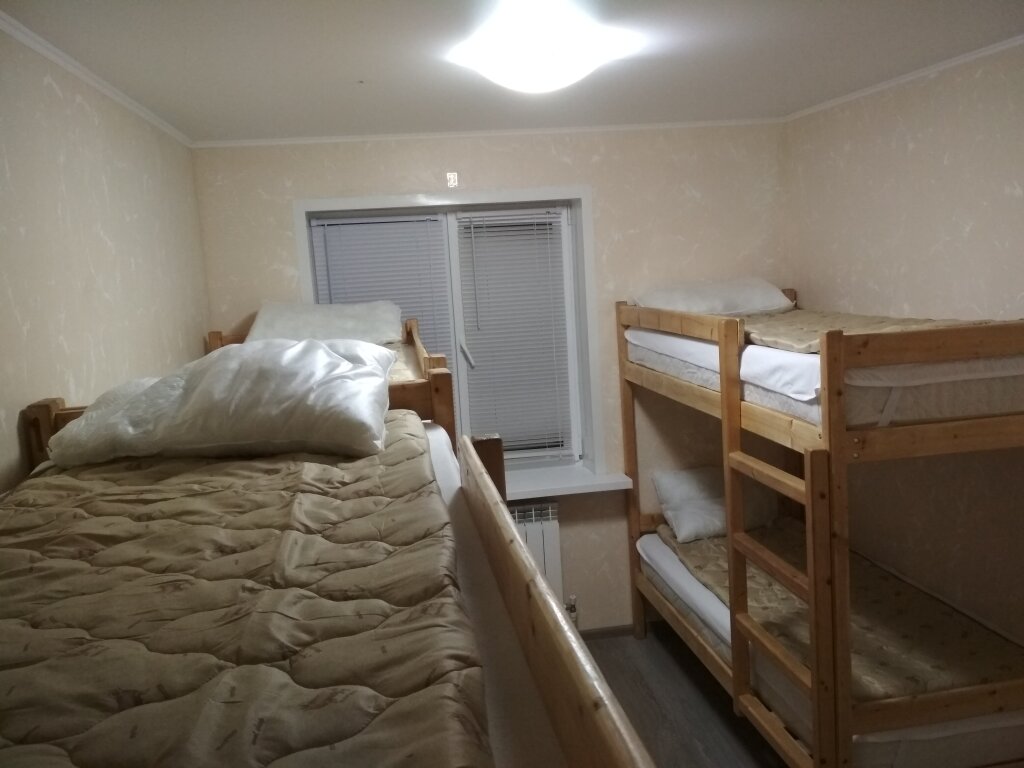 Кровать в общем номере (мужской номер) Гостевой дом Болхов
