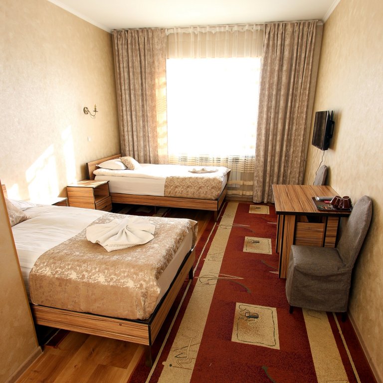 Comfort Double room with mountain view Madanur Hotel