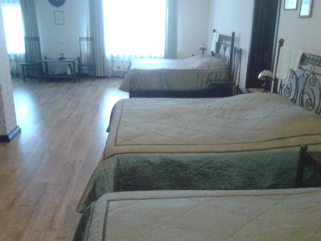 Standard Triple room Vechnyij Zov Hotel