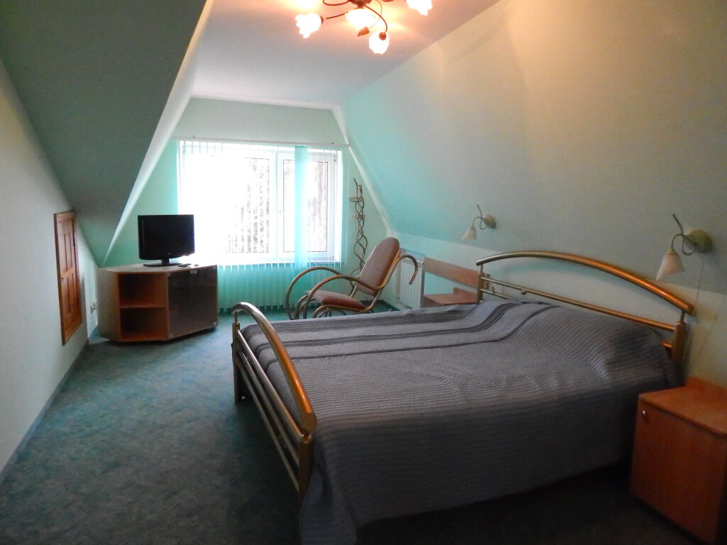 Habitación cuádruple Estándar 2 dormitorios con vista Massandra Slavyanskaya Guest House