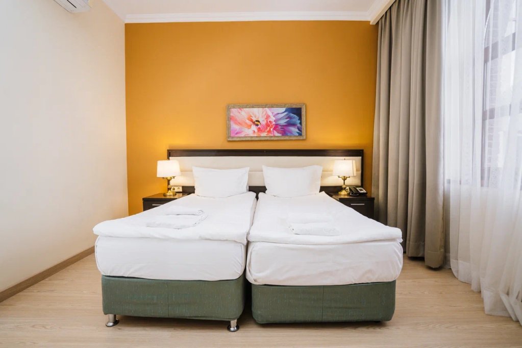 Komfort Vierer Apartment 2 Schlafzimmer mit Balkon Premium Apartments Gorki Gorod 540