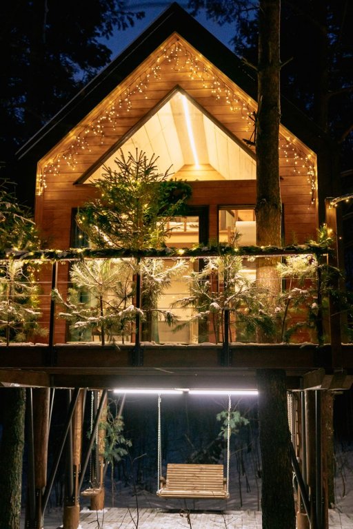 Tree House mit Blick Tochka Nemo Glamping