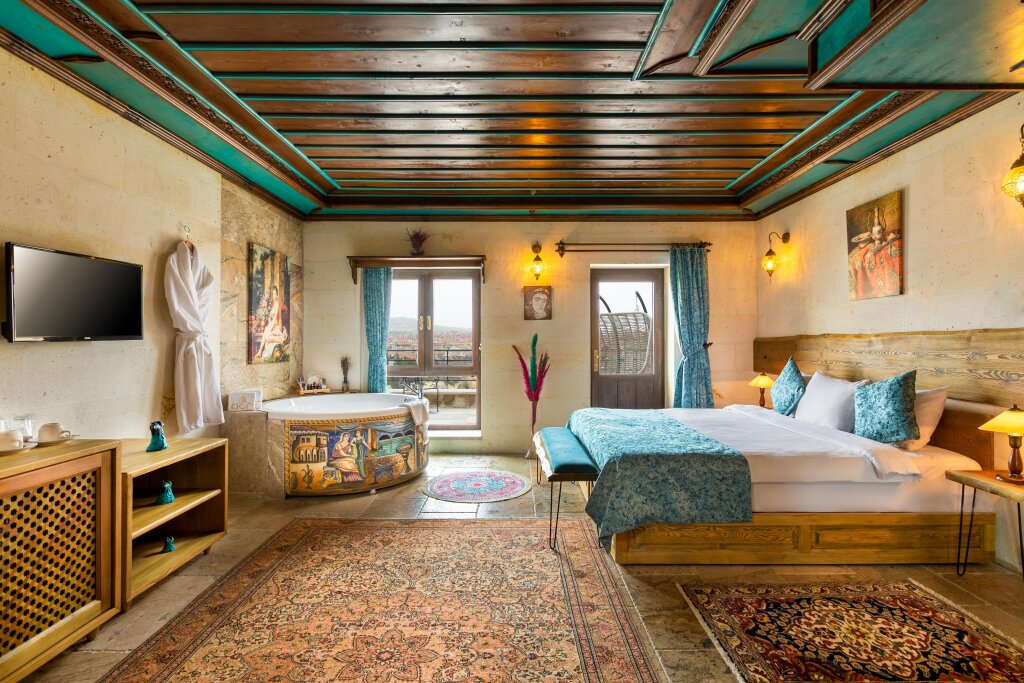 Люкс Deluxe с балконом Cappadocia Acer Cave Hotel