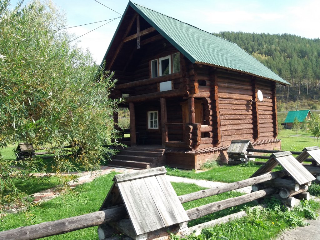Hütte 2 Schlafzimmer mit Balkon Sanatorij Gostevoj Dvor "Parma"