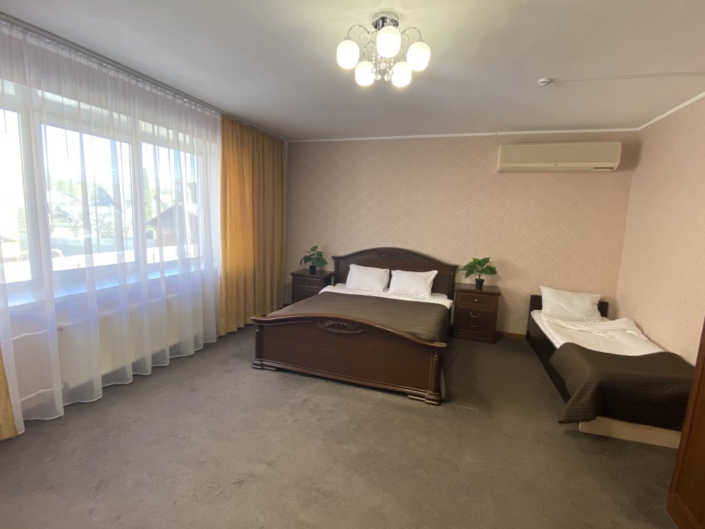 Standard Triple room with view Svetlana Hotel