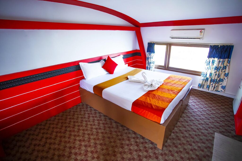 Deluxe Zimmer Sreekrishna 5bedroom Family Houseboat Hotel
