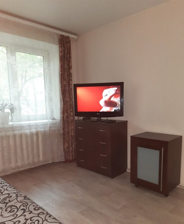 2 Bedrooms Double Apartment with city view Dvushka Na Gorykogo Flat