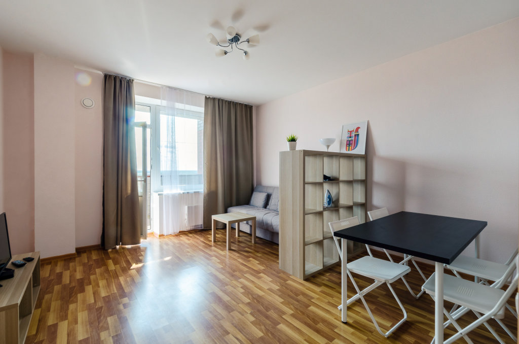 Standard double appartement 2 chambres avec balcon Pskov City Mikhailovskaia 1 Flat