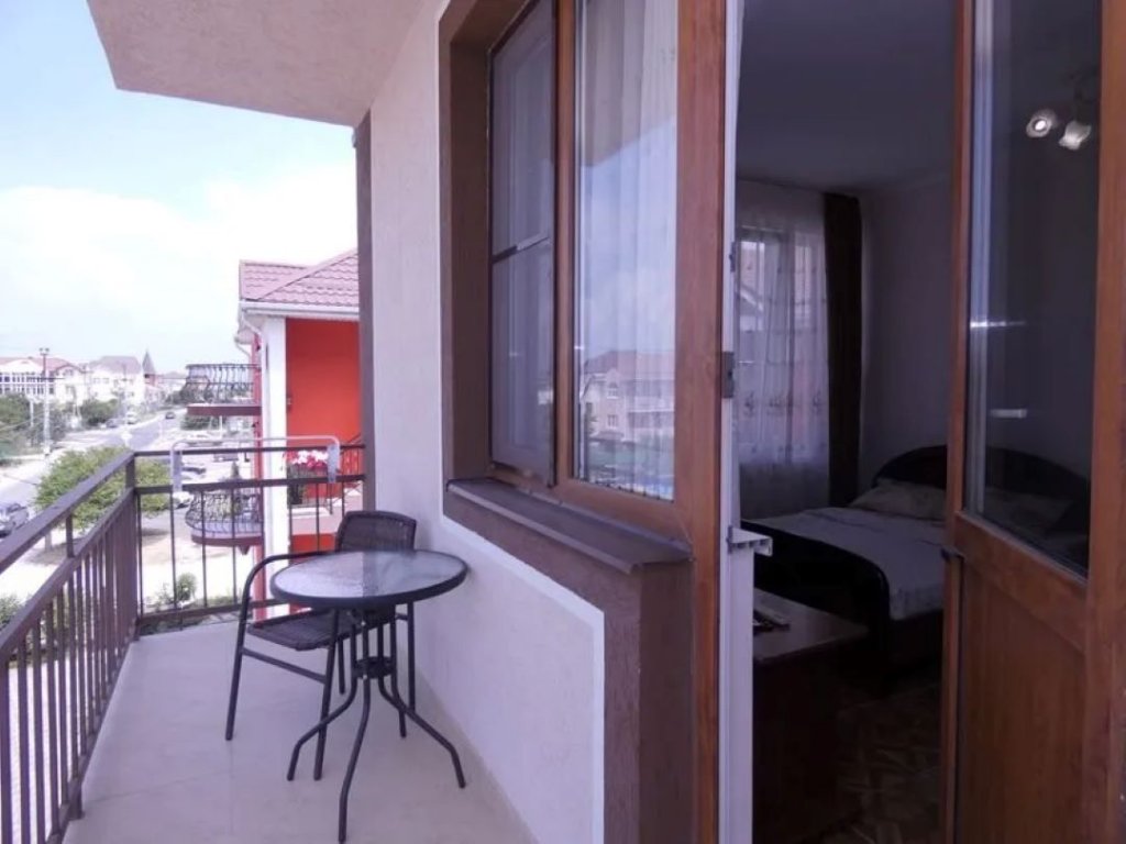 Habitación cuádruple Superior con balcón y con vista Artsakh Guest House
