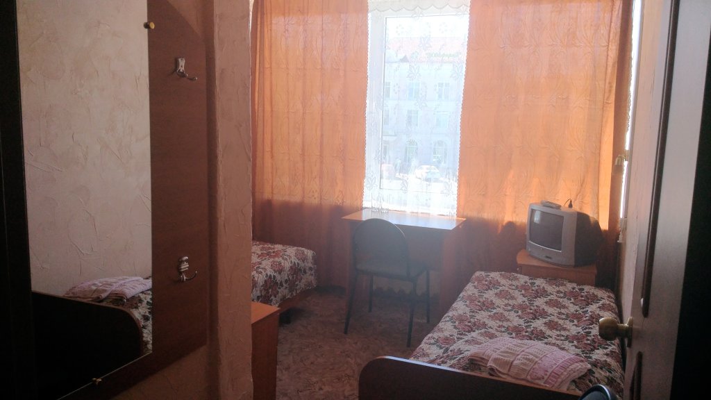Четырёхместный номер Standard с 2 комнатами с видом на город Гостиница Советская