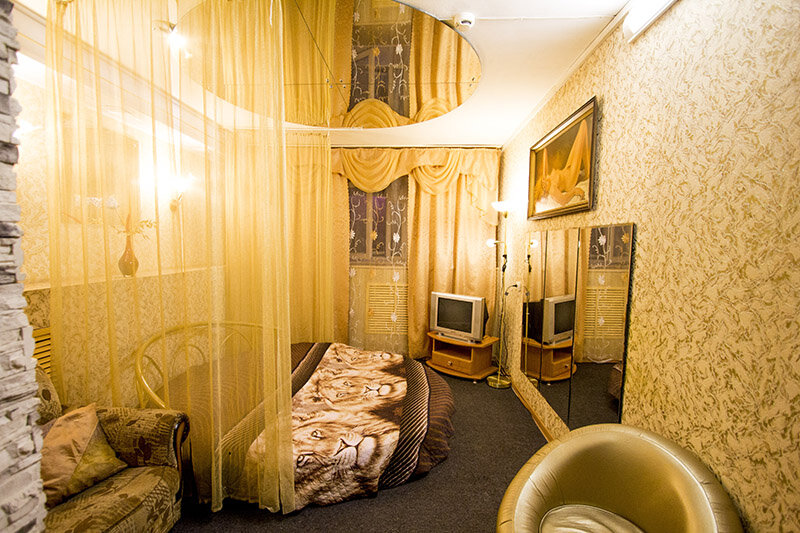 Standard Doppel Zimmer Kompros Mini-Hotel