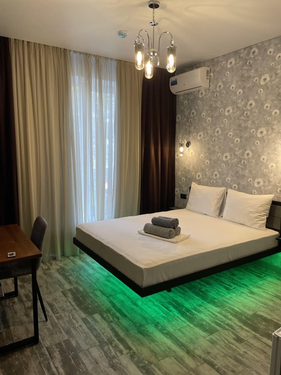 Standard Double room with city view Bogatyanovskiy Guest House