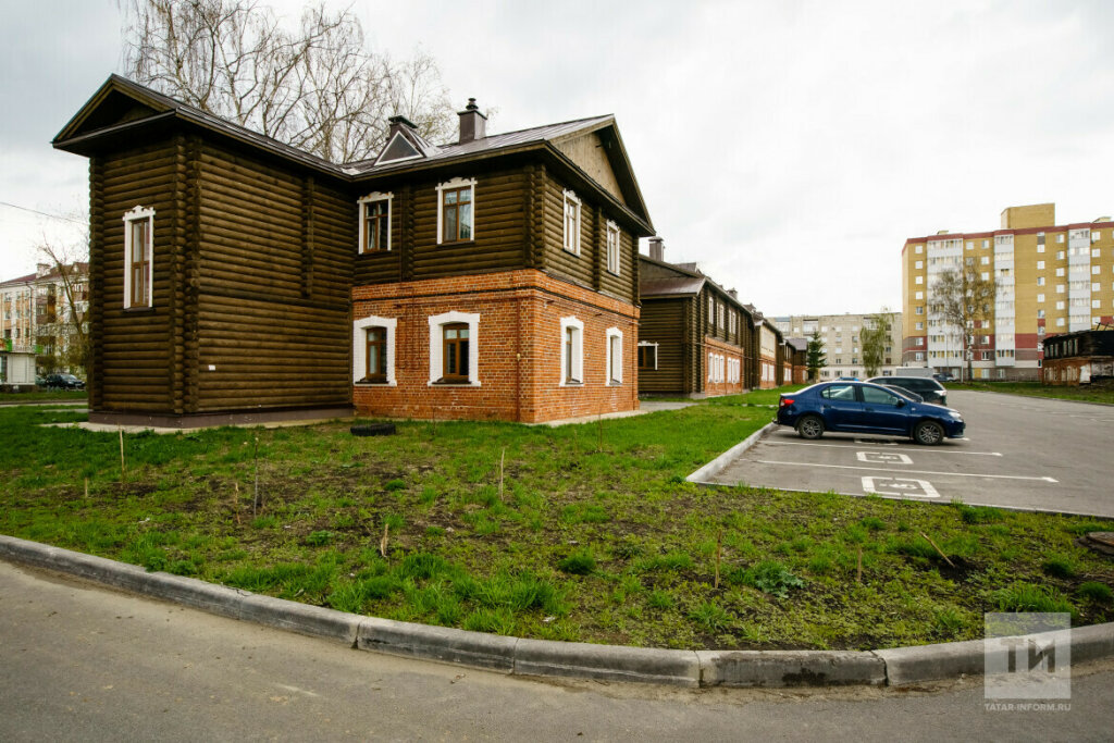 Apartment Kvartira V Polukamushkakh Apartments