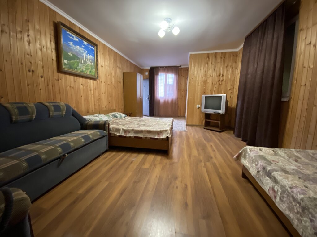 Habitación quíntuple Estándar Morskaya Zhemchuzhina Guest House