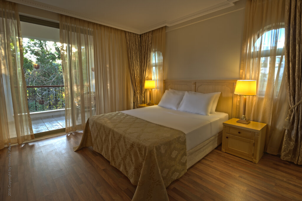Villa con balcón y con vista Venezia Palace Deluxe Hotel