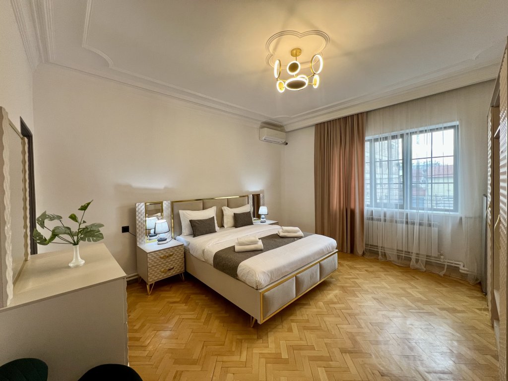 Отель MANSION HOTEL YEREVAN в Ереван, Армения. Забронировать Отель MANSION  HOTEL YEREVAN