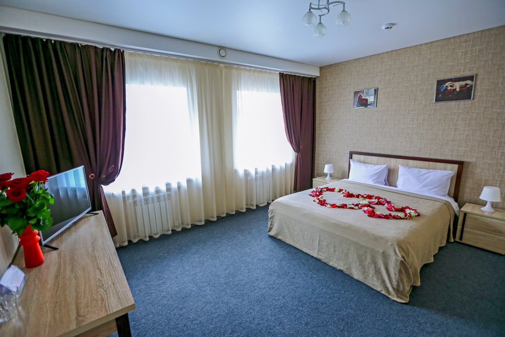 Komfort Doppel Zimmer Chemodan Mini-Hotel