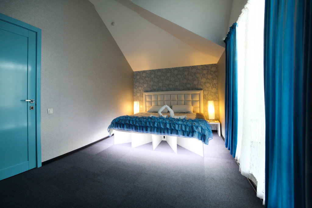 Suite doble 1 dormitorio con vista a la ciudad Kraski mini-hotel