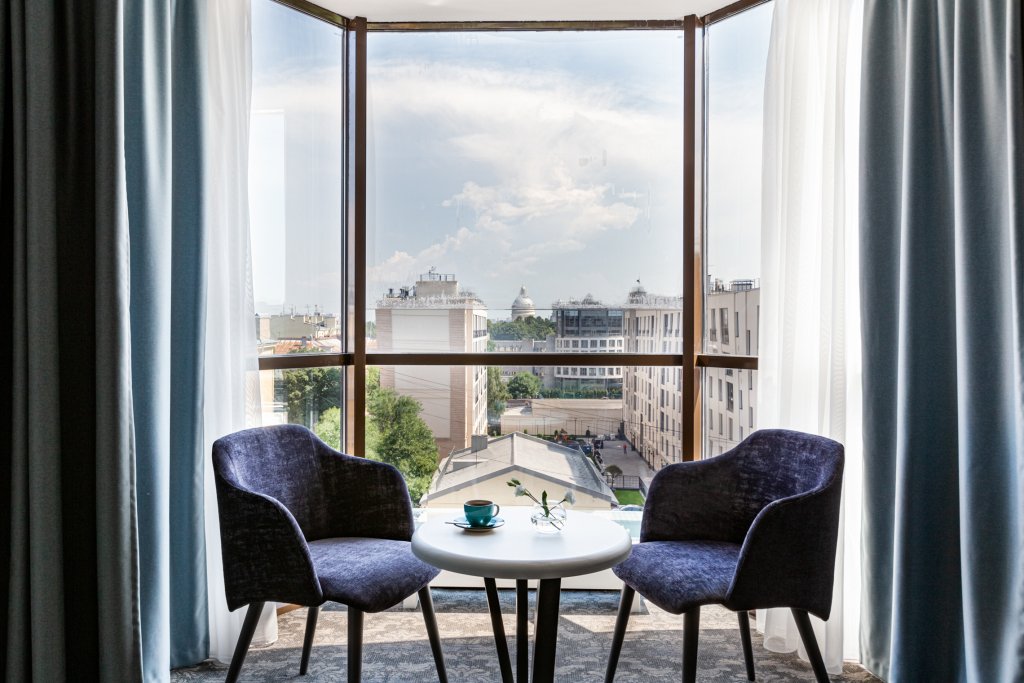 Deluxe Erker Doppel Zimmer mit Panoramablick Kostas Hotel