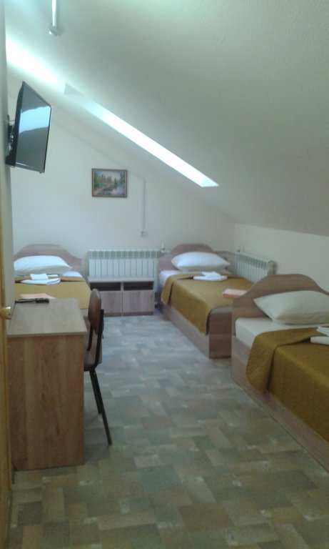 Habitación triple Estándar Pridorozhny Kompleks Lukomorye Mini-Hotel