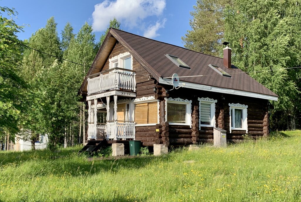 Premium Hütte mit Balkon und mit Blick Vetrenyij Poyas