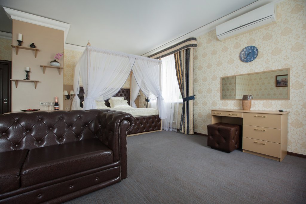 Doppel Suite Regina Petrovsky Hotel
