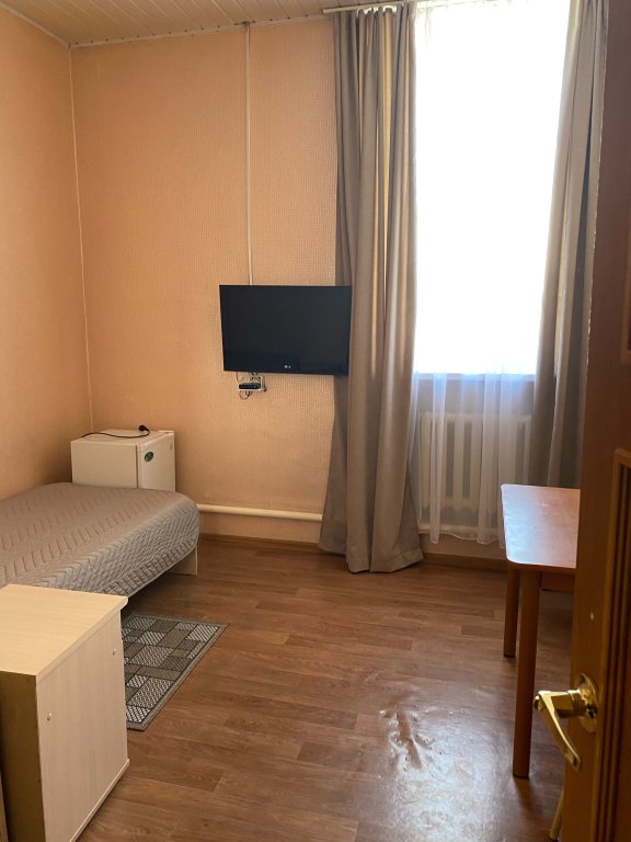 Economy Einzel Zimmer mit Stadtblick Uyut-Tsentr Mini-Hotel