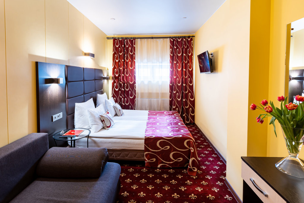 Confort triple chambre Vue sur la ville Jenavi Club Hotel