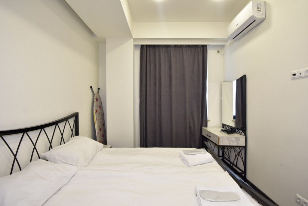Apartment 1 Schlafzimmer mit Balkon und mit Stadtblick Apartments RentInnYerevan 16 Yeznik Koghbatsi Street