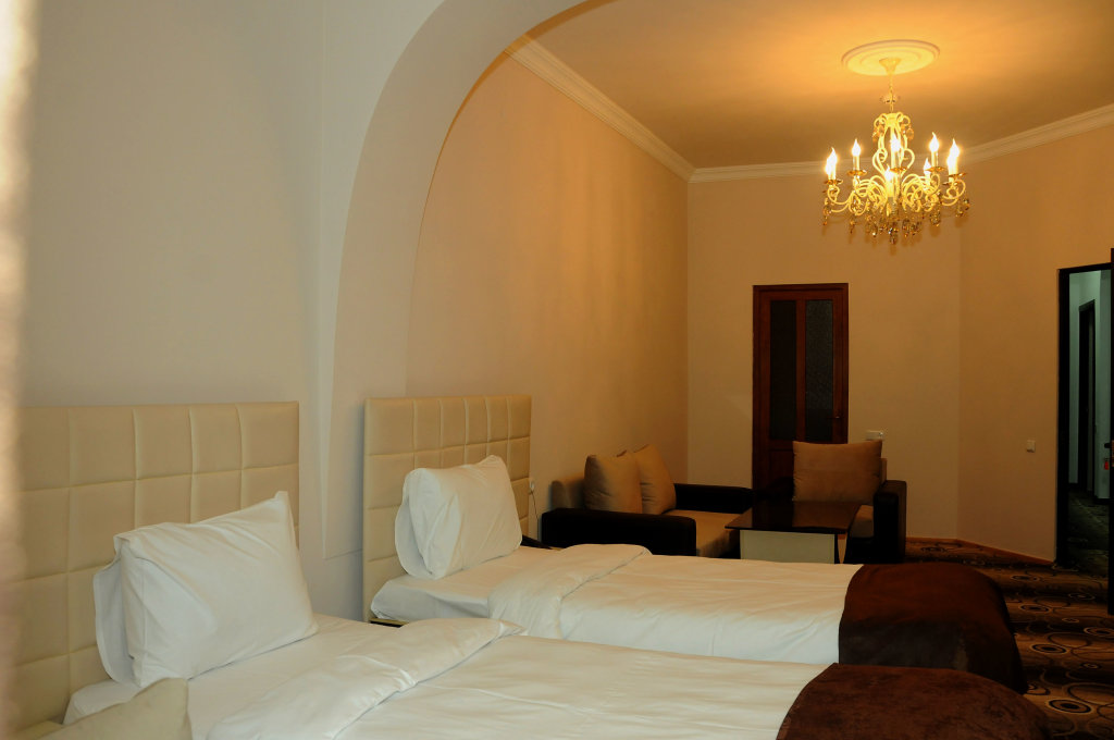Standard Doppel Zimmer Nor Erevan Hotel