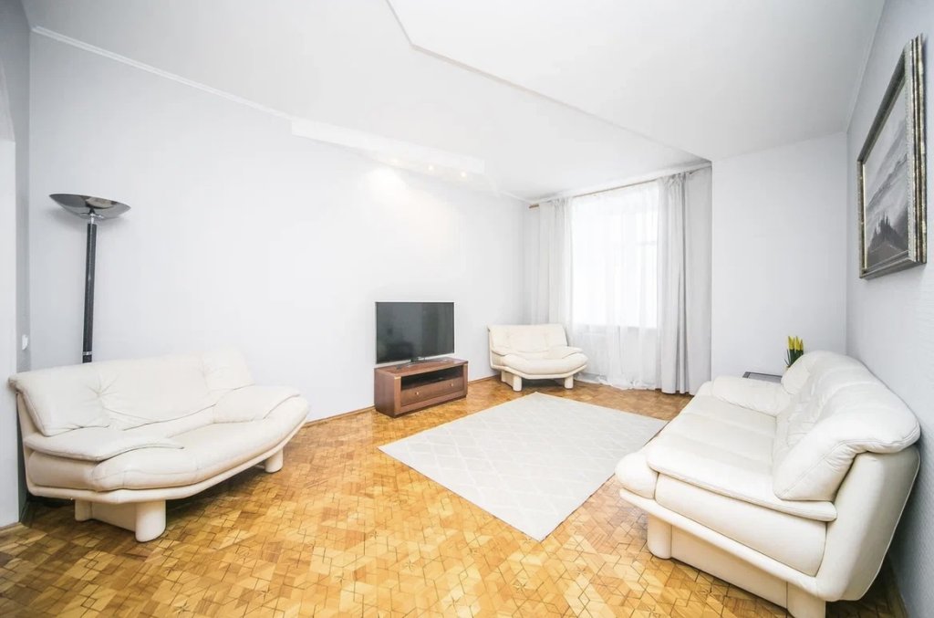 2 Bedrooms Apartment with view Na prospekte Nezavisimosti 36 Apartments