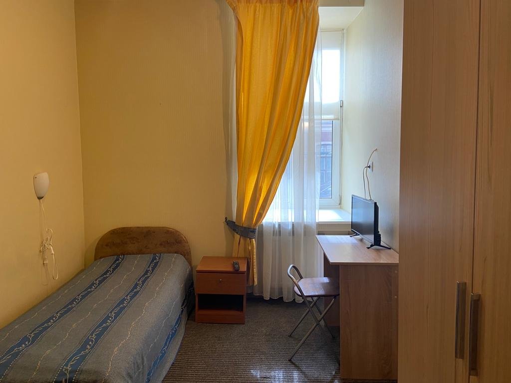 Standard Single room with city view Rinaldi on Bolshoy Living quarters