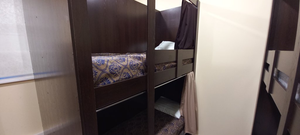 Кровать в общем номере Мини-отель хостел Полуостров