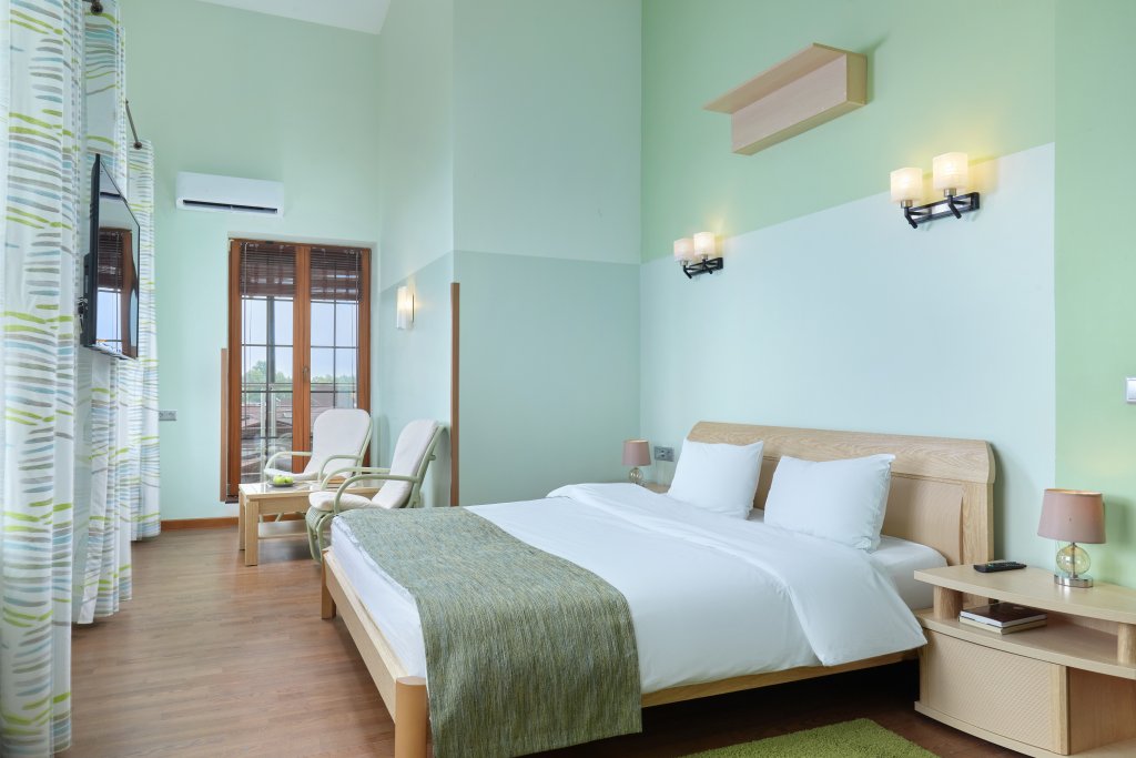 Junior suite doppia con balcone e con vista Gulyaj-Gorod Hotel