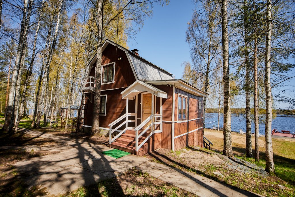 Cabaña familiar con vista al lago Hotel Tsarevichi