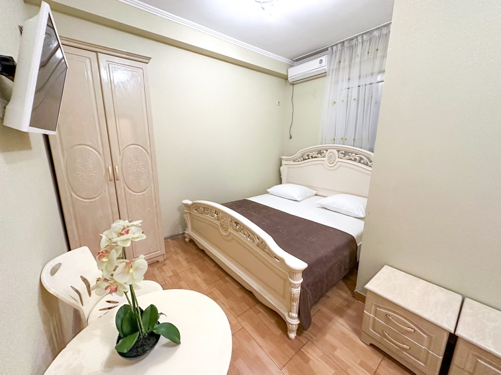2 Bedrooms Standard Quadruple room Marco Polo Hotel