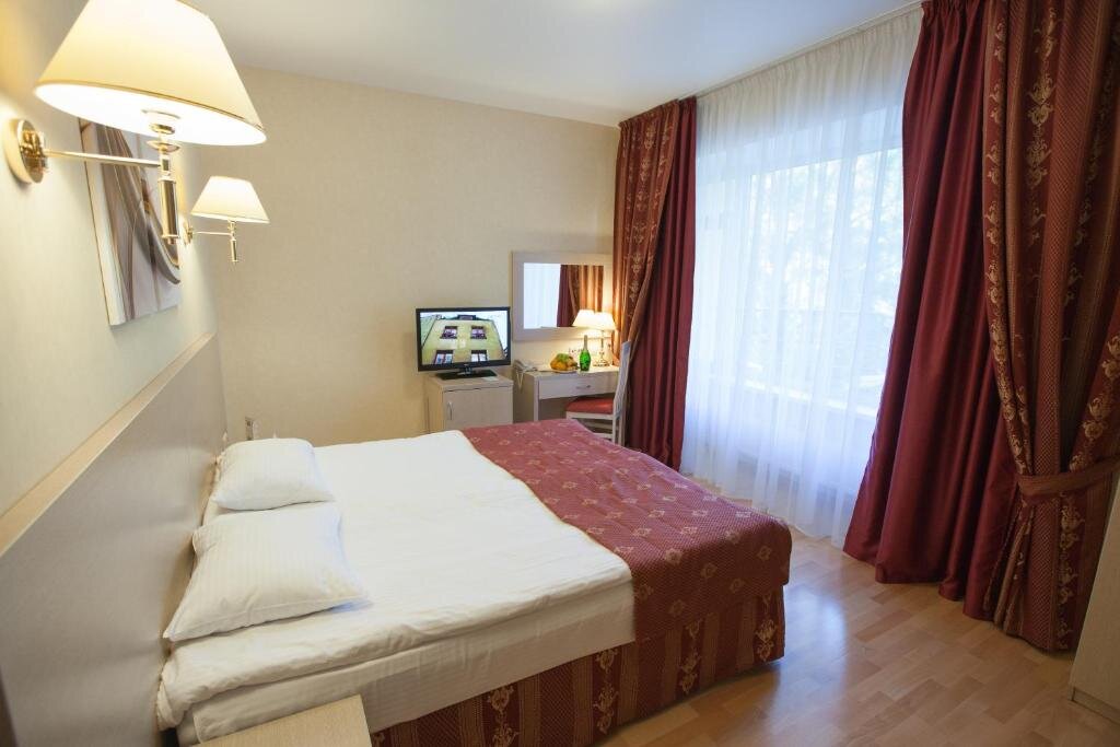 Standard Doppel Zimmer mit Balkon Krasnaya Pakhra Resort